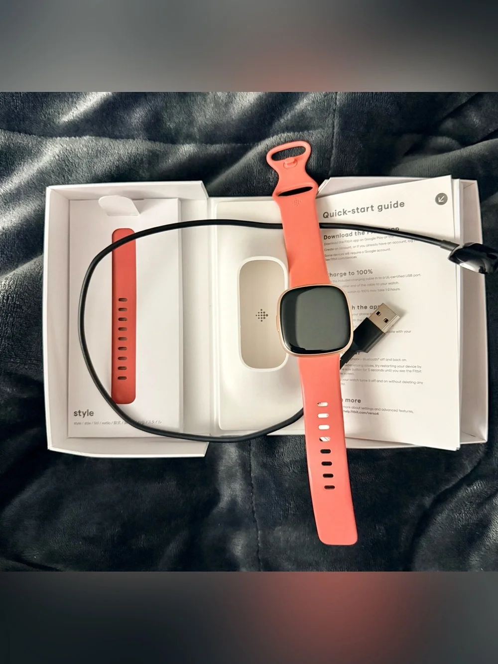 Fitbit Versa 4 Fitness Smartwatch Copper Rose/Pink Sand EUC